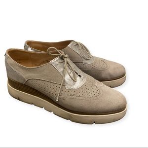 GEOX light grey genuine suede laced platform shoes.